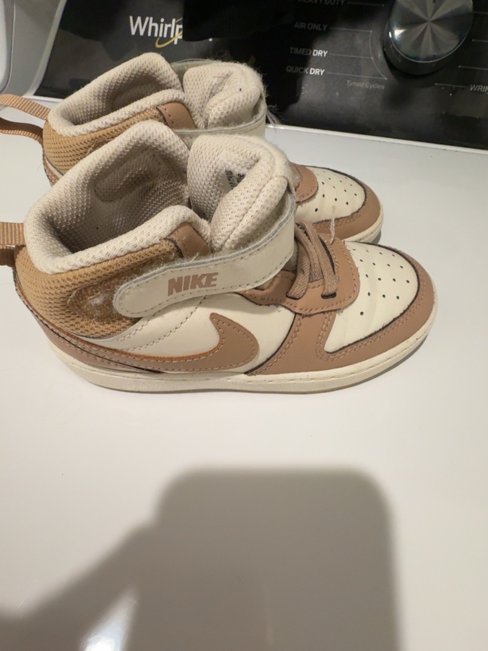 Nike Kids High-Top Sneakers in Cream and Tan size 9c